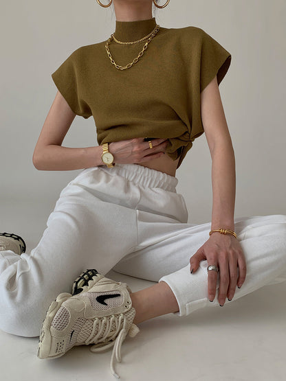 Casual Top with Mock Neck and Short Sleeves for Women