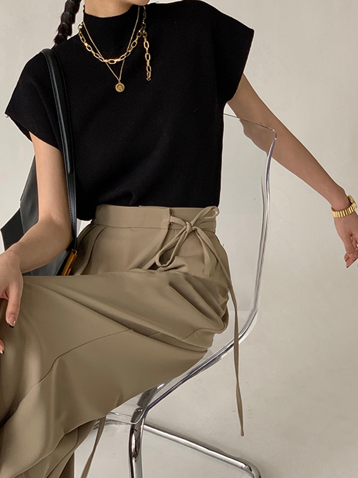 Casual Top with Mock Neck and Short Sleeves for Women