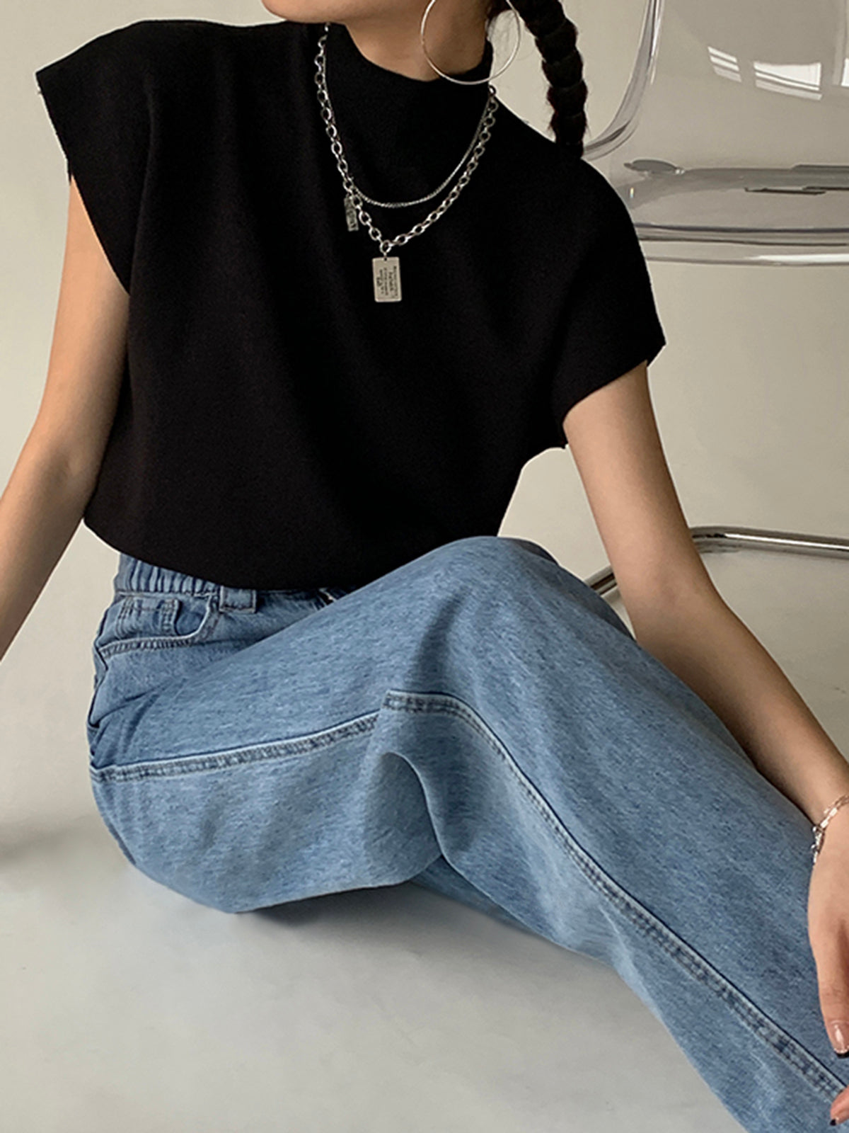 Casual Top with Mock Neck and Short Sleeves for Women