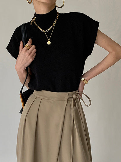 Casual Top with Mock Neck and Short Sleeves for Women