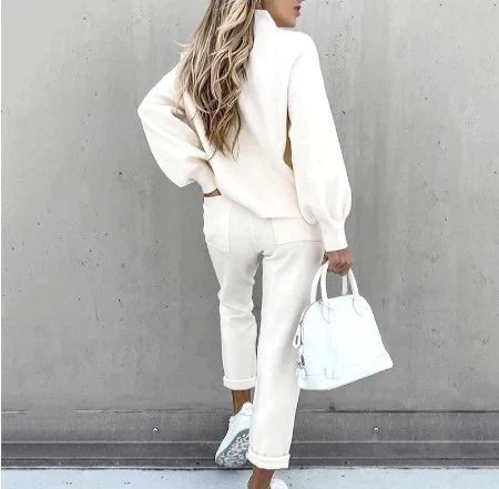 Two-Piece Relaxed Loungewear Set for Women